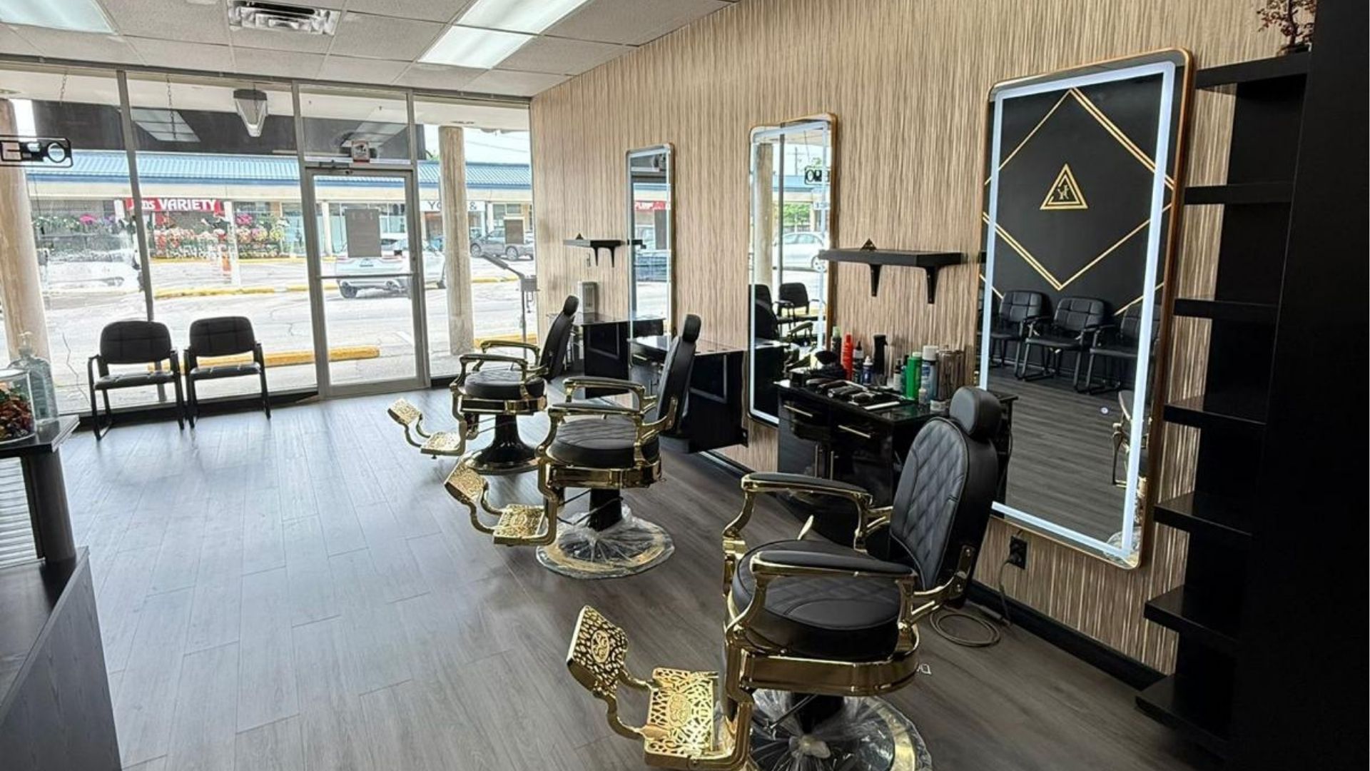 Ray's Barbershop Store front Burlington